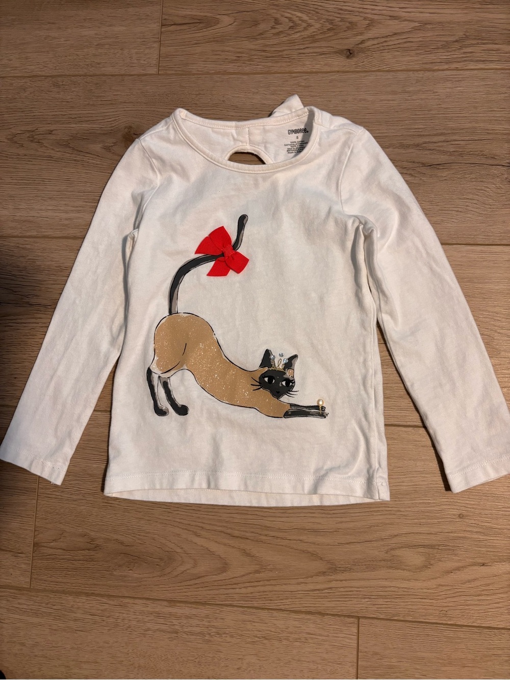 Gymboree White Long-Sleeve Tee with Playful Tan Cat and Red Bow